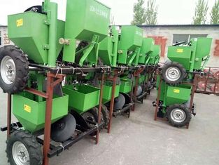 50 - 100mm 4 Rows Potato Seeder / Planter Matched Power 50 - 90HP